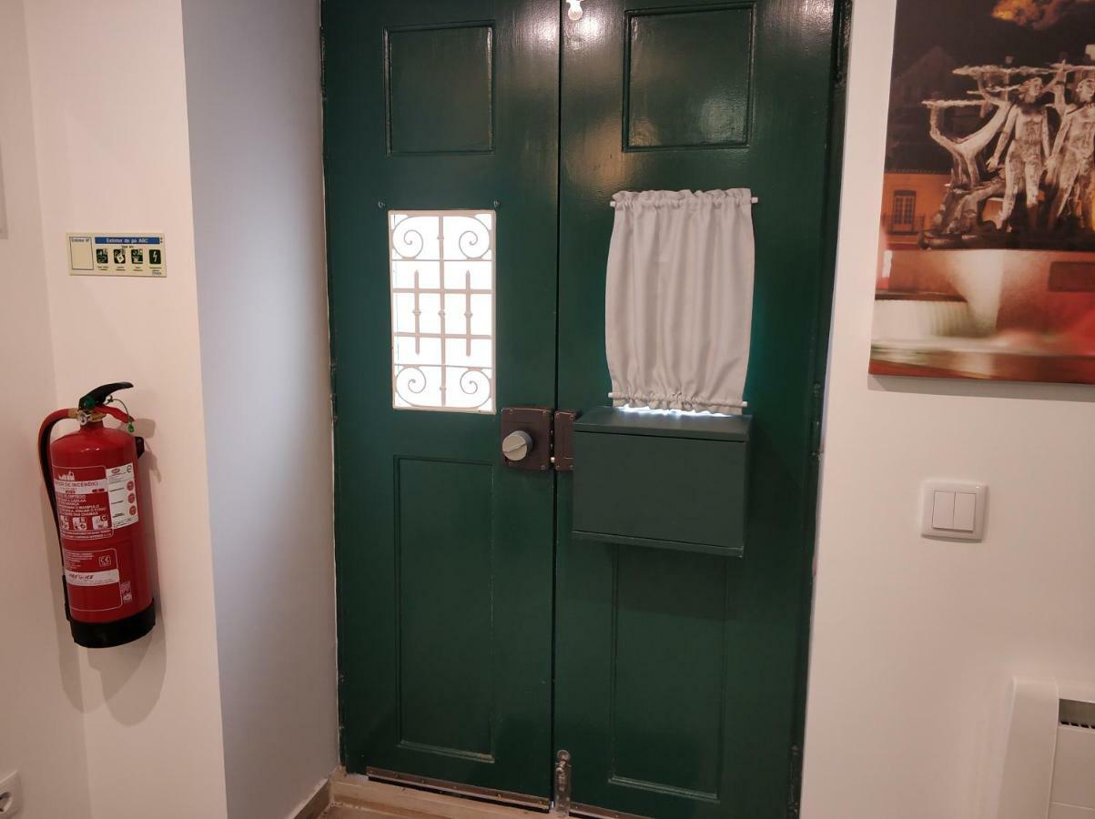 Belo Apartment Λεϊρία Εξωτερικό φωτογραφία